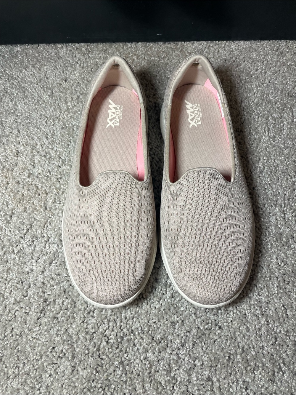 NWOT Skechers Slip-On Moccasin Sneakers in Light Taupe with Pink Lining - Picture 4 of 5